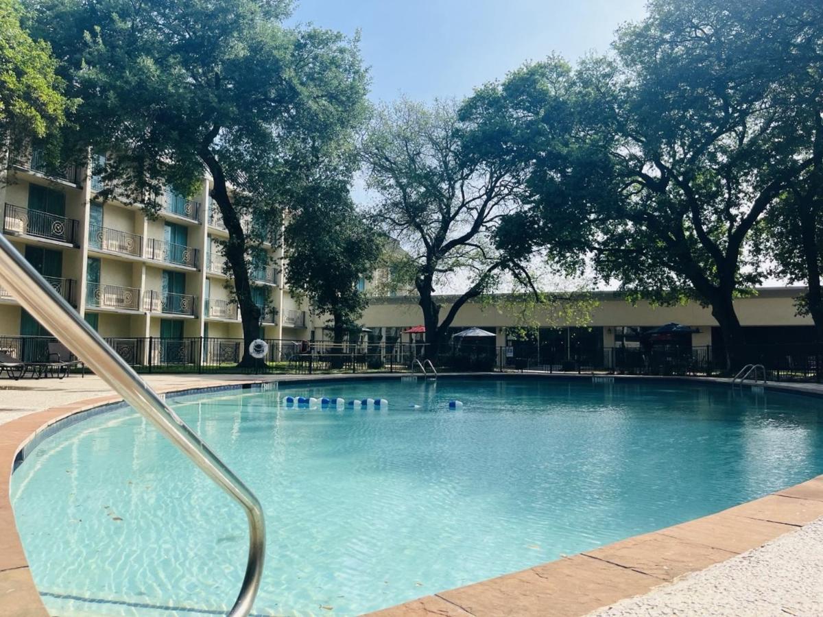 Wingate Houston Near Nrg Park/Medical Center Hotel Екстериор снимка